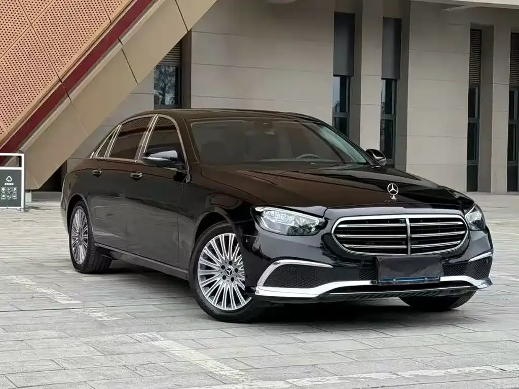 Mercedes-Benz E-Class 2023 из CN, фото 3