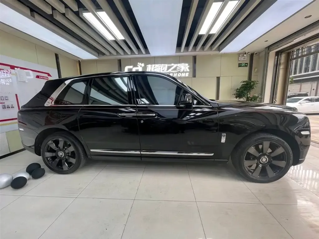 Rolls-Royce Cullinan 2021 из CN, фото 5