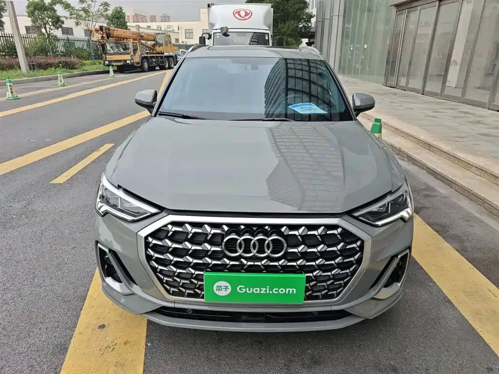 Audi Q3 2023 из CN, фото 3