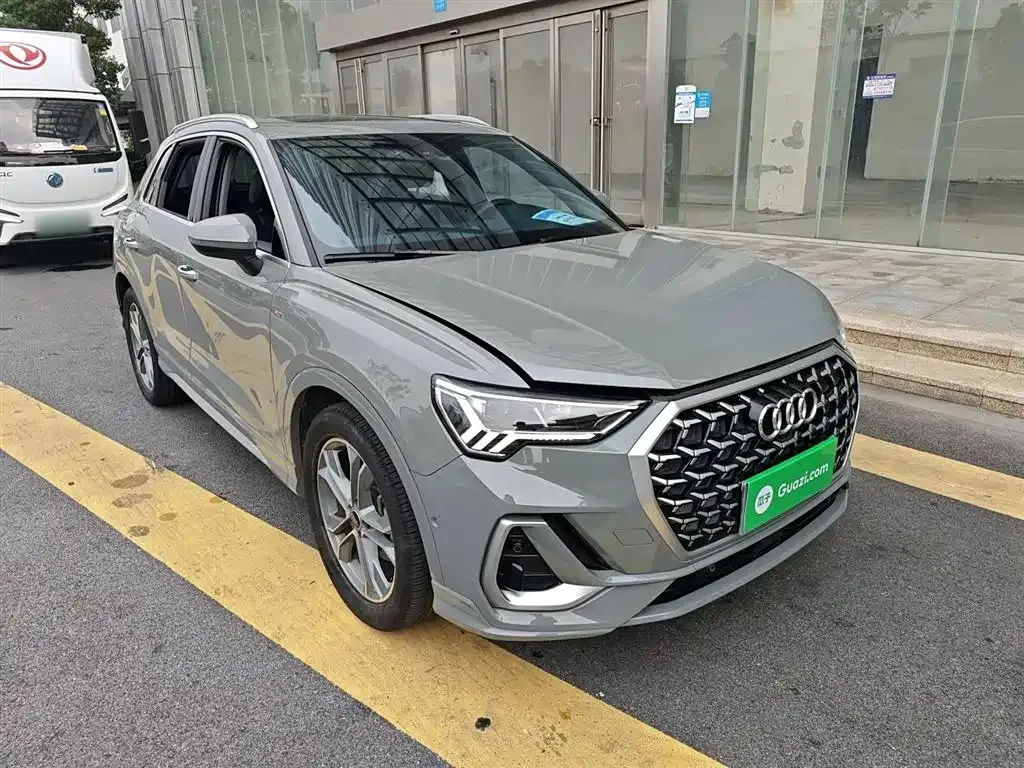 Audi Q3 2023 из CN, фото 4