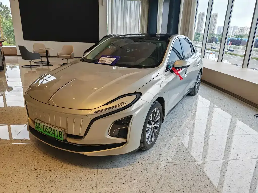 Hongqi E-QM5 2022 из CN, фото 1