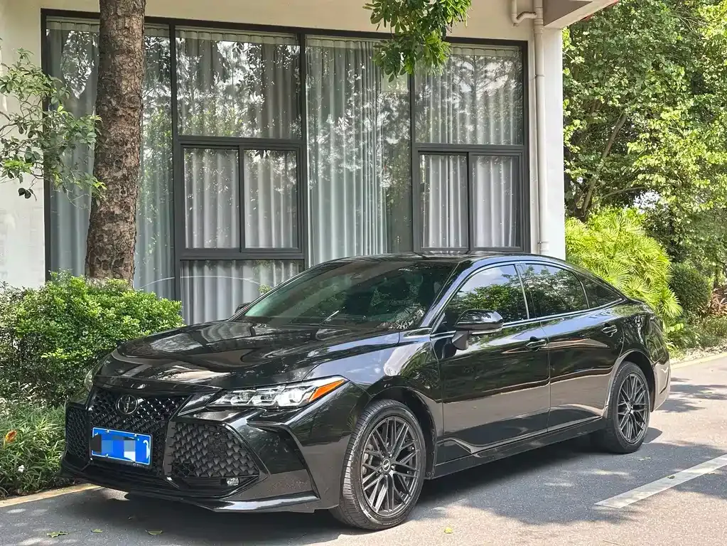Toyota Avalon 2021 из CN, фото 1