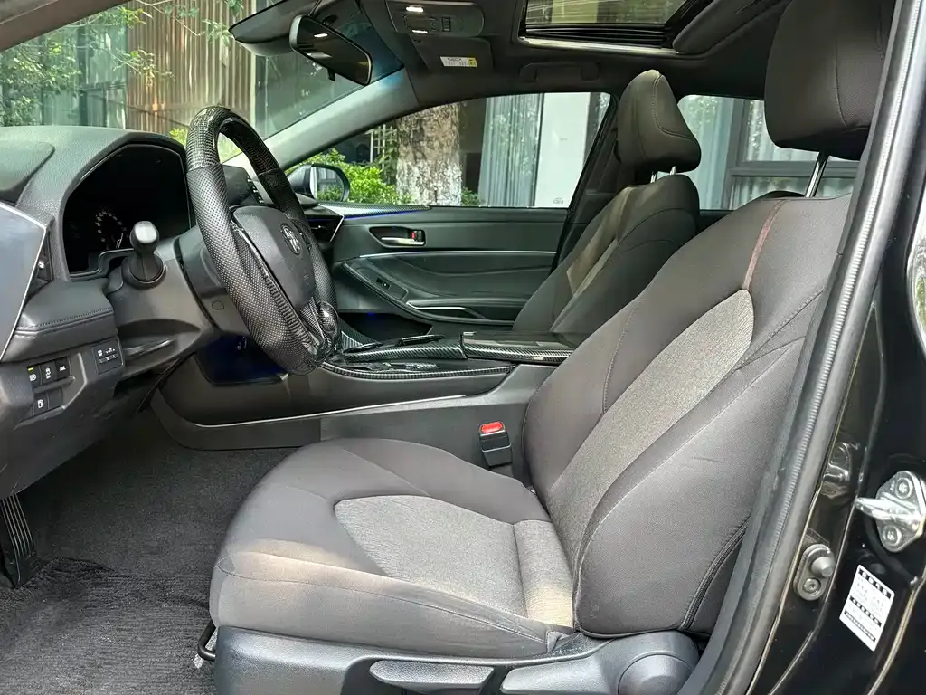 Toyota Avalon 2021 из CN, фото 10