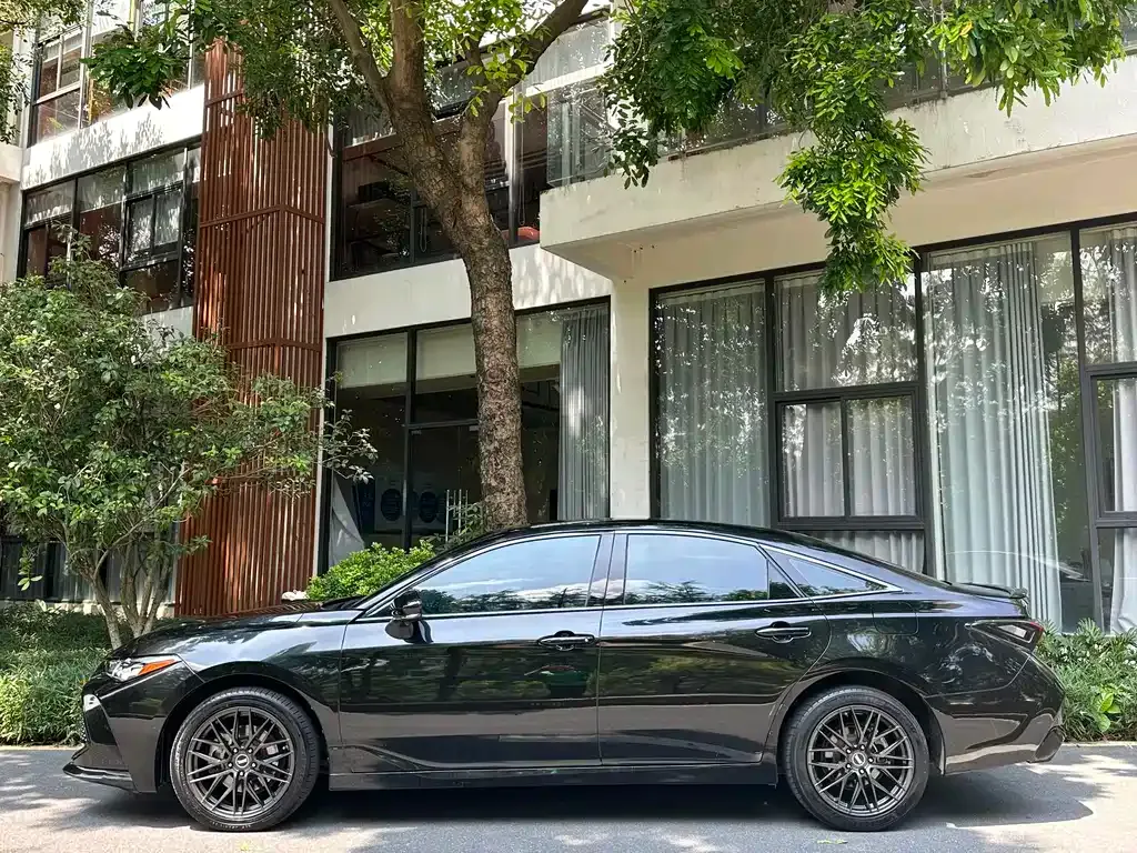 Toyota Avalon 2021 из CN, фото 3