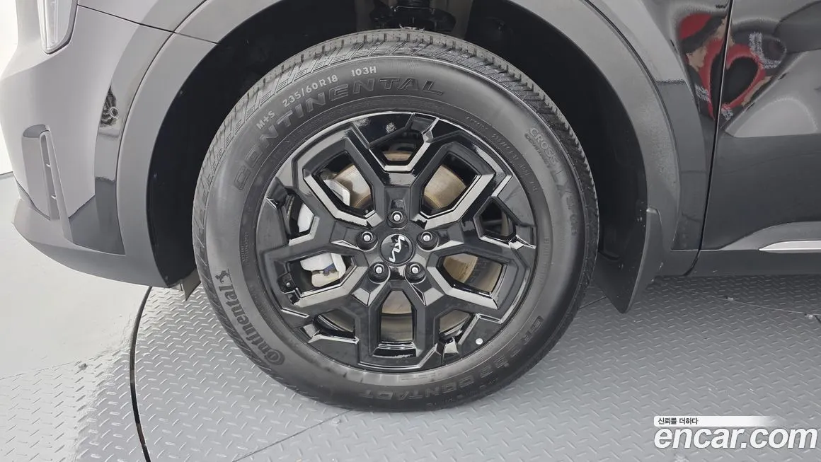Kia Sorento — фото 5