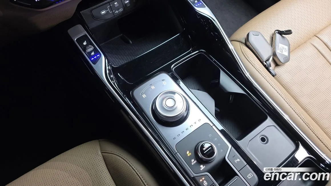 Kia Sorento — фото 9
