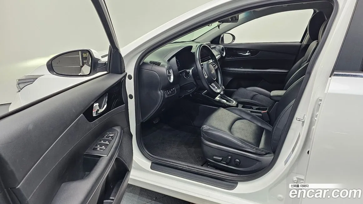 Kia K3 2022 из KR, фото 10