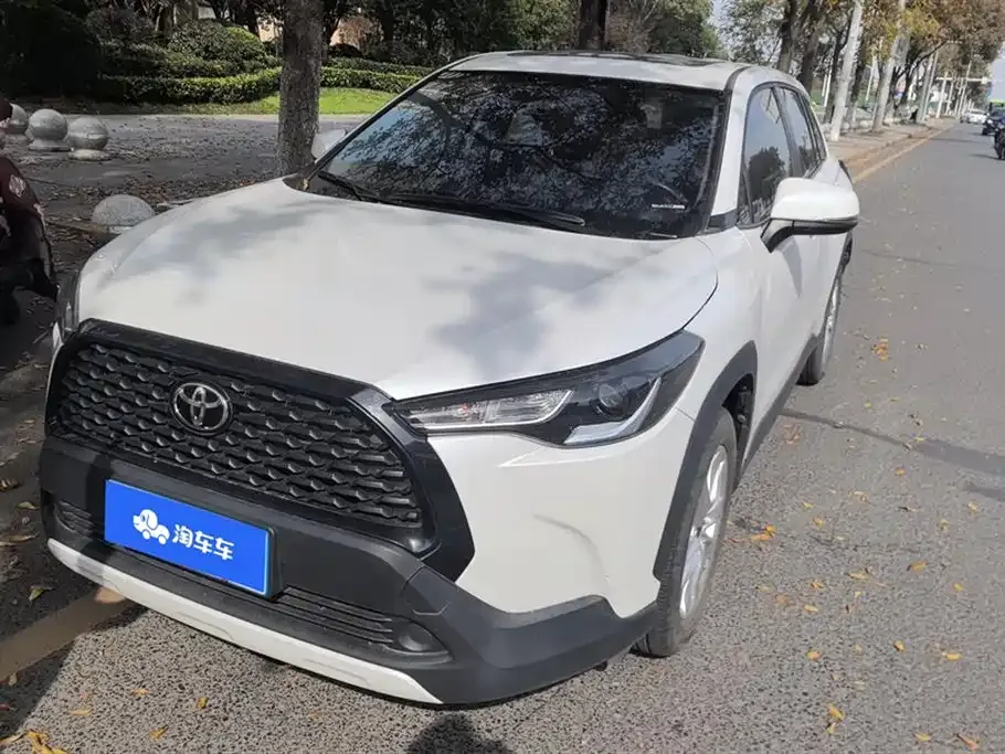Toyota Corolla Cross 2023 из CN, фото 1