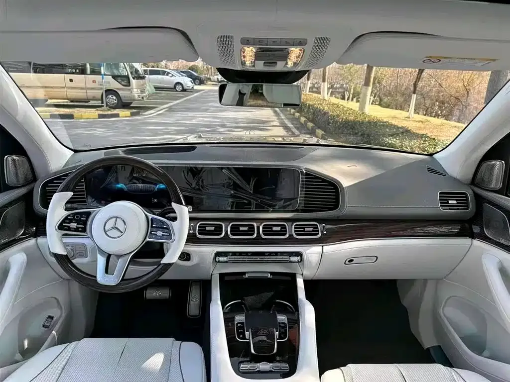 Mercedes-Benz GLS 2023 из CN, фото 8