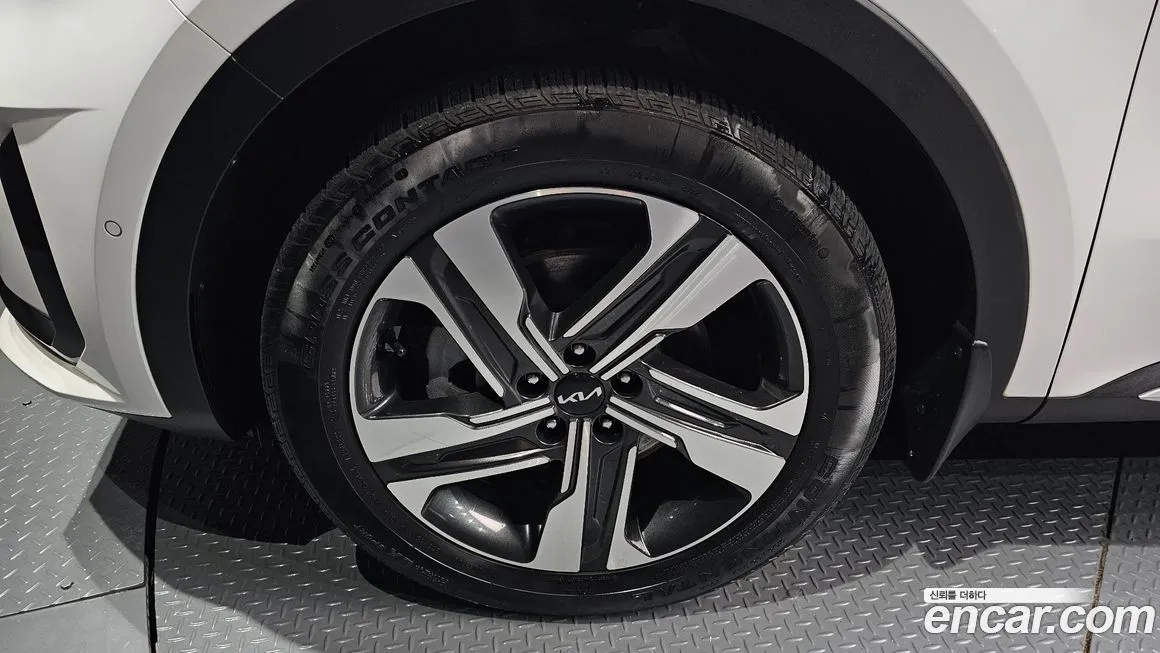 Kia Sorento — фото 5