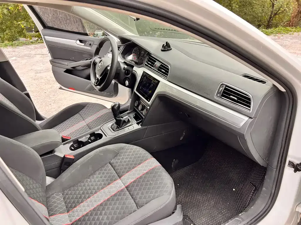 Volkswagen Lamando 2022 из CN, фото 7