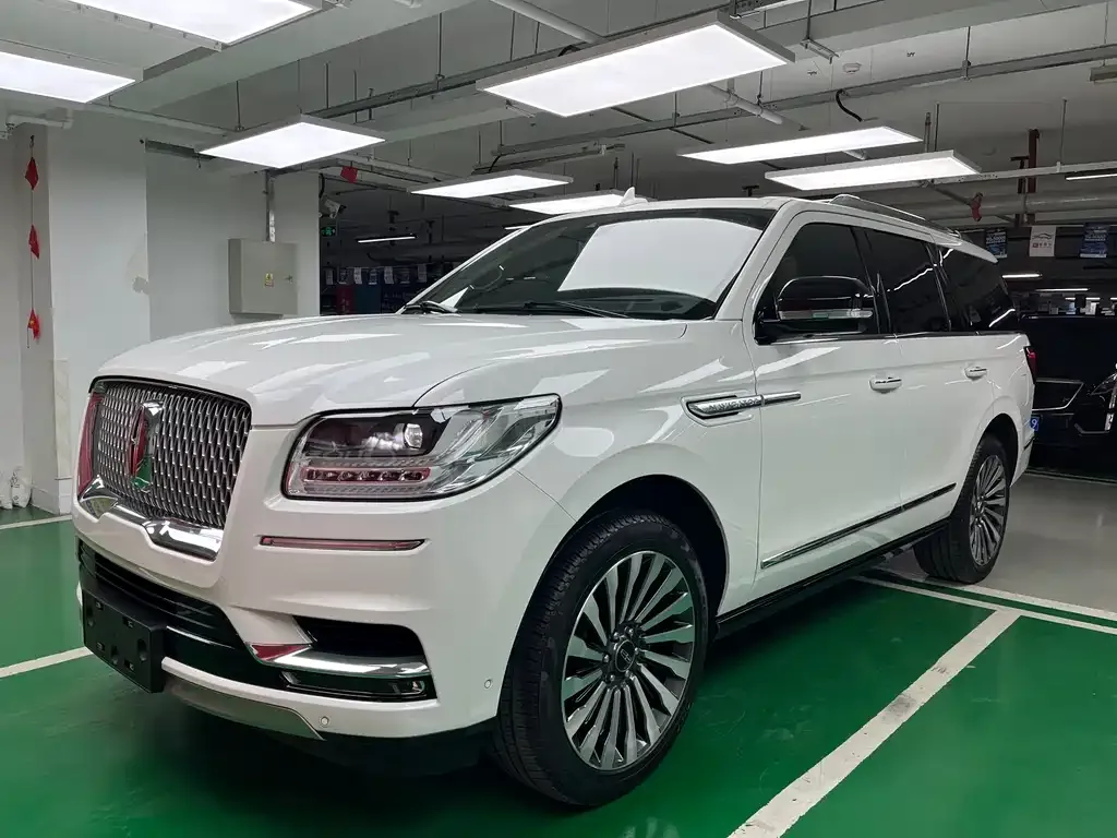 Lincoln Navigator 2021 из CN, фото 1