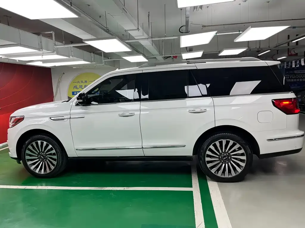 Lincoln Navigator 2021 из CN, фото 4