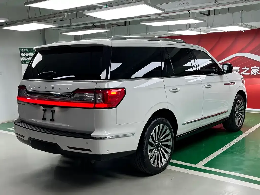 Lincoln Navigator 2021 из CN, фото 5