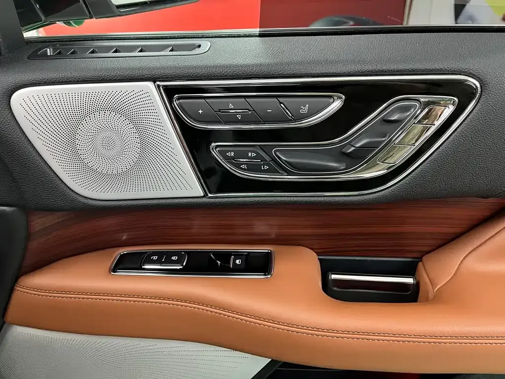 Lincoln Navigator 2021 из CN, фото 8