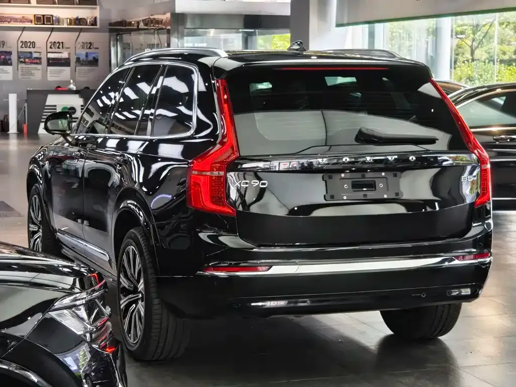 Volvo XC90 2024 из CN, фото 4