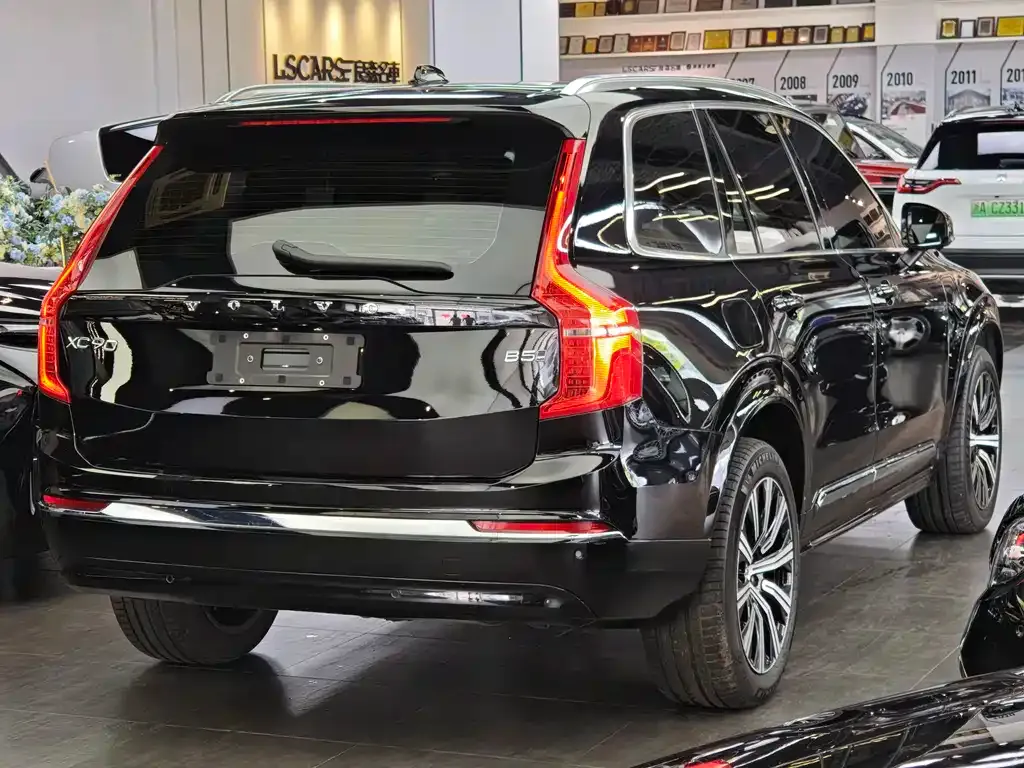 Volvo XC90 2024 из CN, фото 6