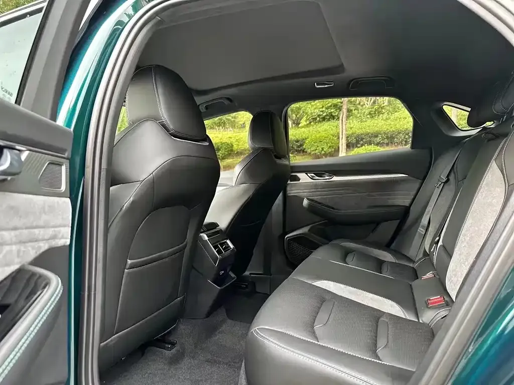 Geely Xingrui 2023 из CN, фото 6