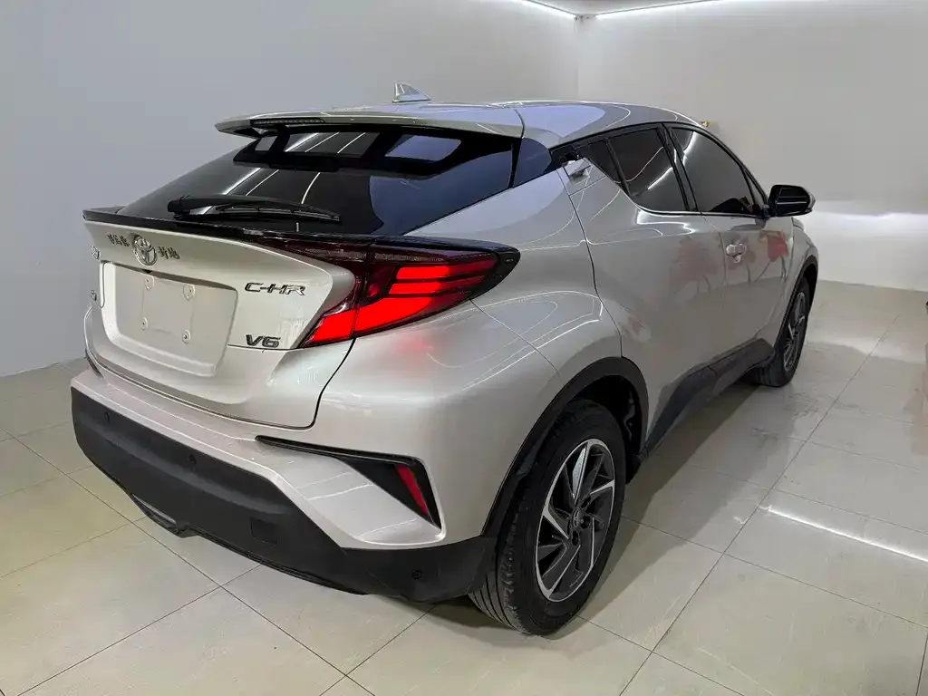 Toyota C-HR 2022 из CN, фото 5