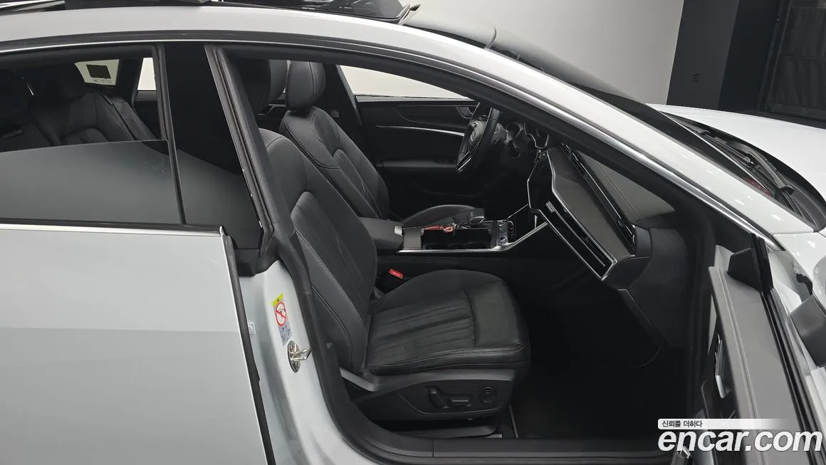 Audi A7 2021 из KR, фото 10
