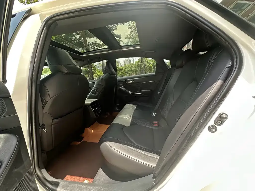 Toyota Avalon 2023 из CN, фото 10
