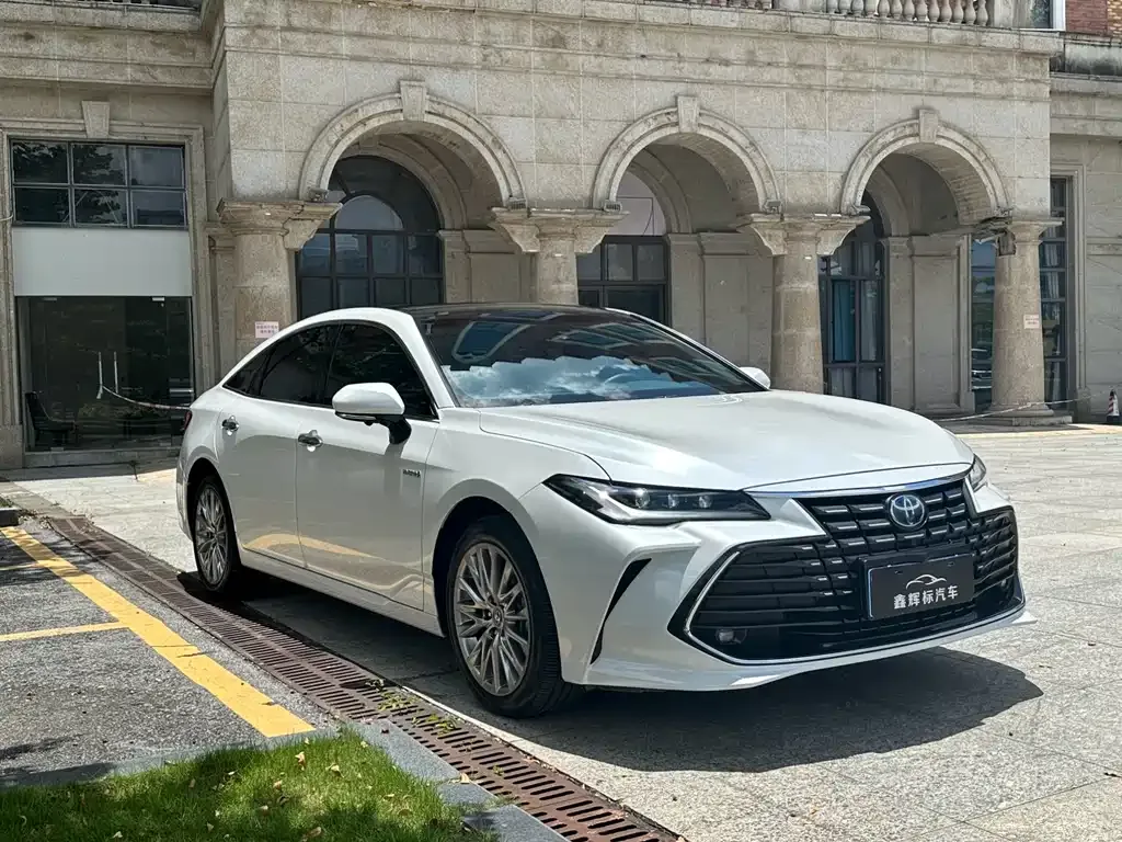 Toyota Avalon 2023 из CN, фото 3