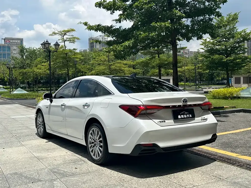Toyota Avalon 2023 из CN, фото 7