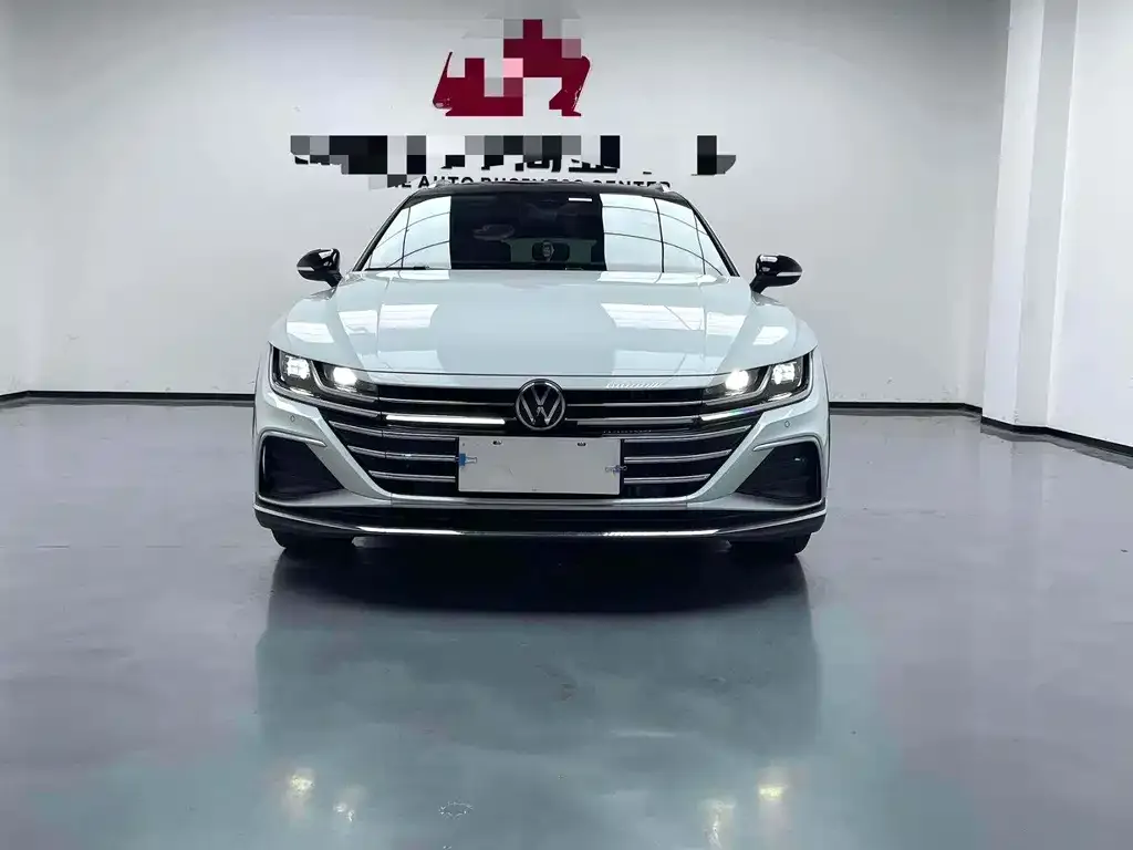 Volkswagen CC 2023 из CN, фото 4