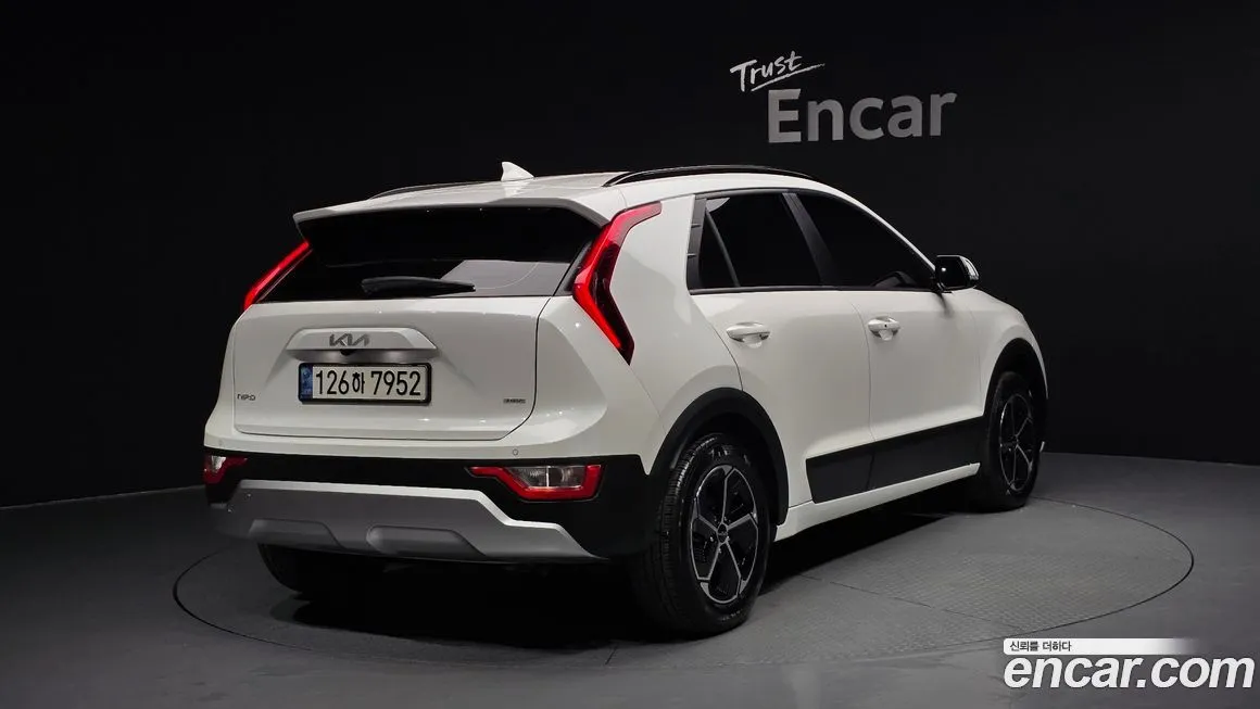 Kia Niro 2022 из KR, фото 2