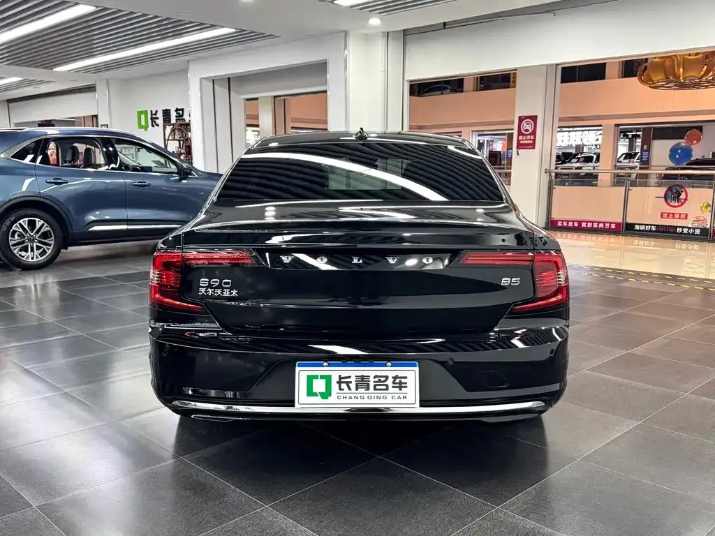 Volvo S90 2022 из CN, фото 4