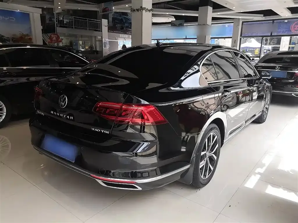 Volkswagen Magotan 2022 из CN, фото 7