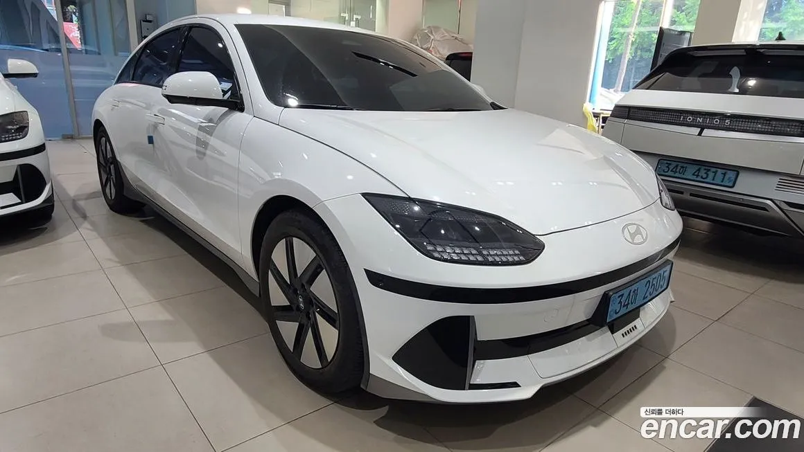 Hyundai Ioniq6 — фото 1