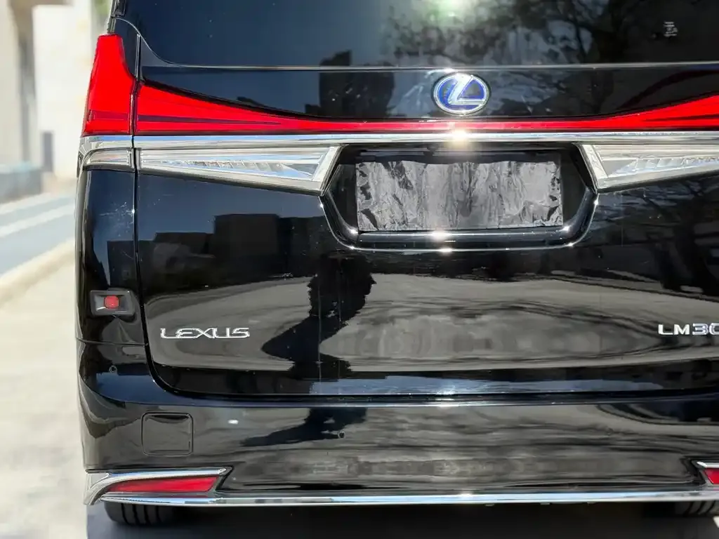 Toyota Vellfire 2022 из CN, фото 9