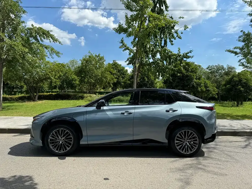 Lexus RZ 2023 из CN, фото 2