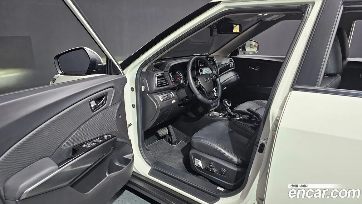 KG Mobility (Ssangyong) TIBOLI 2023 из KR, фото 10