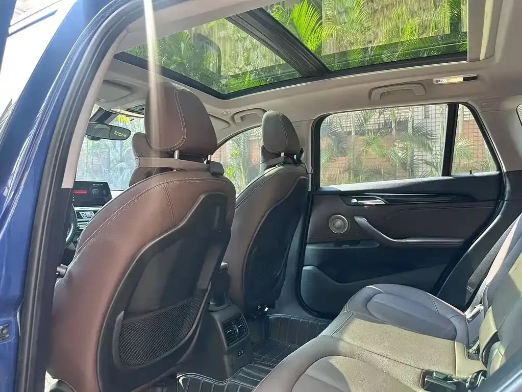 BMW X1 2021 из CN, фото 8