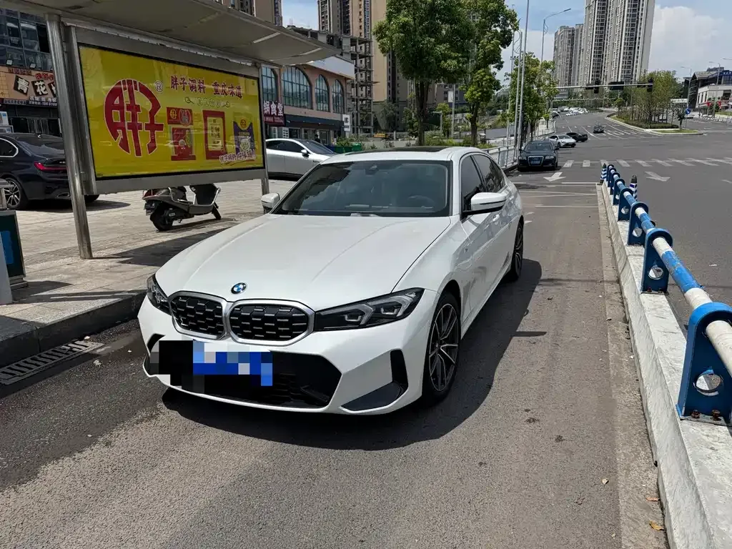 BMW 3 Series 2024 из CN, фото 3