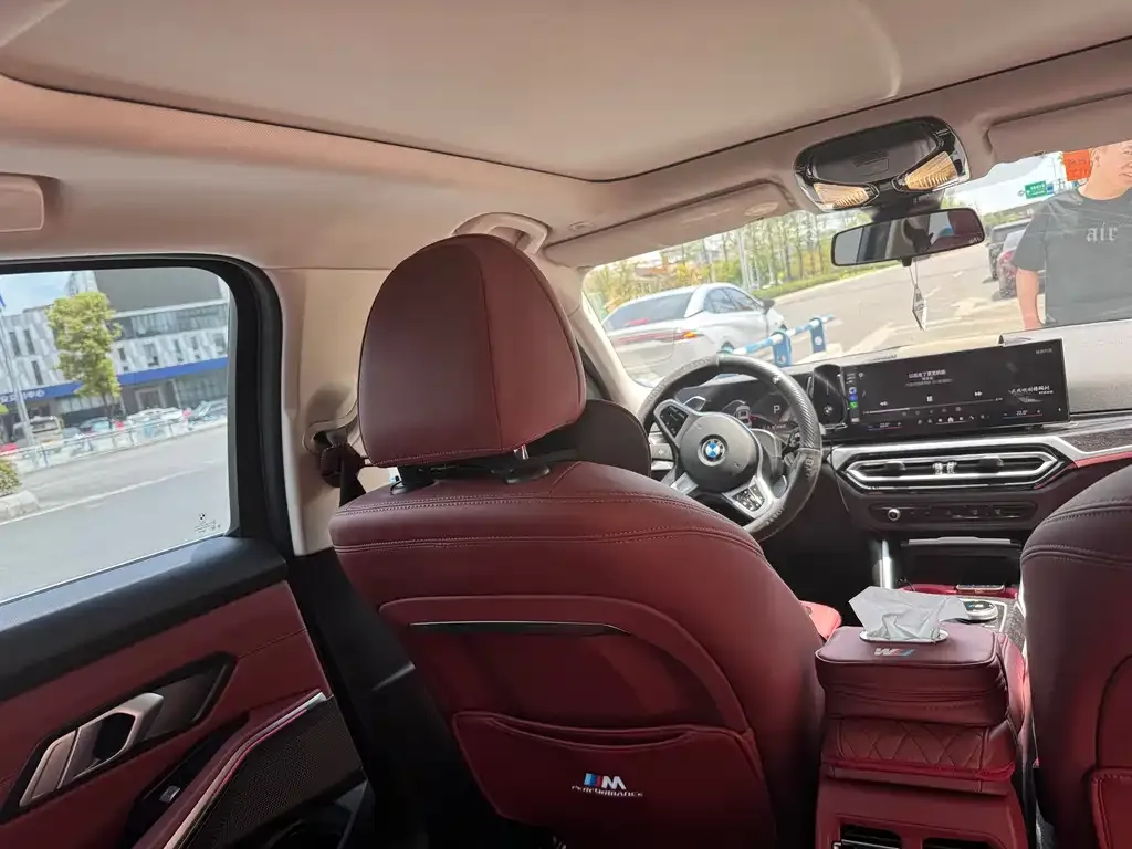BMW 3 Series 2024 из CN, фото 6