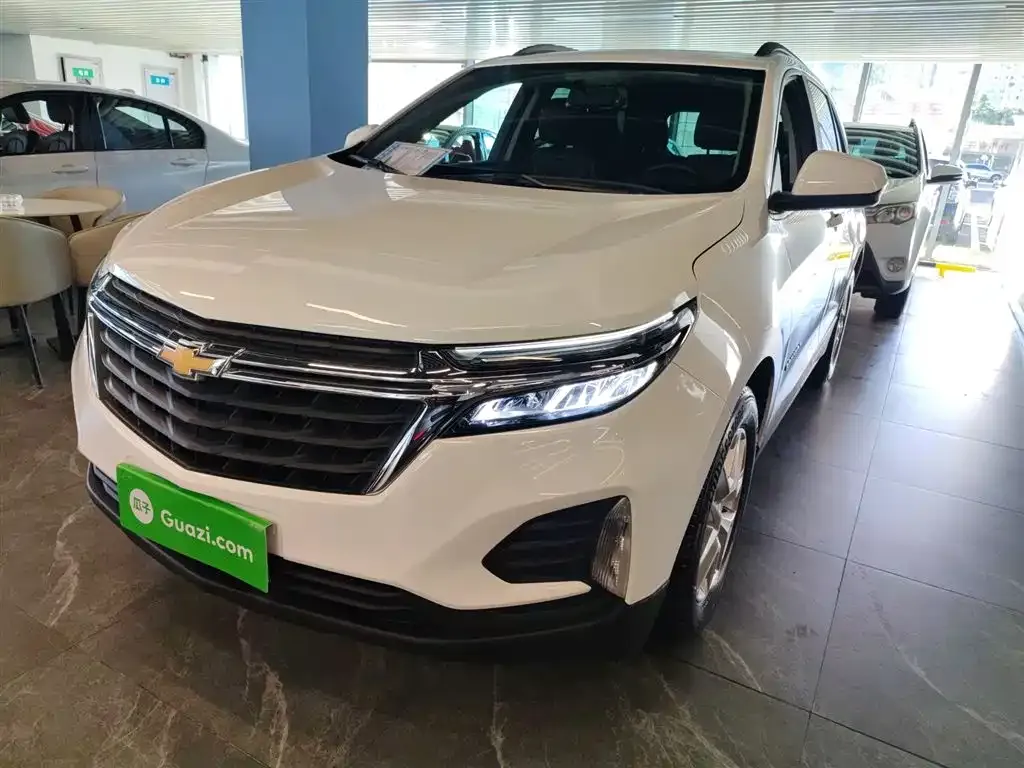 Chevrolet Equinox 2022 из CN, фото 2
