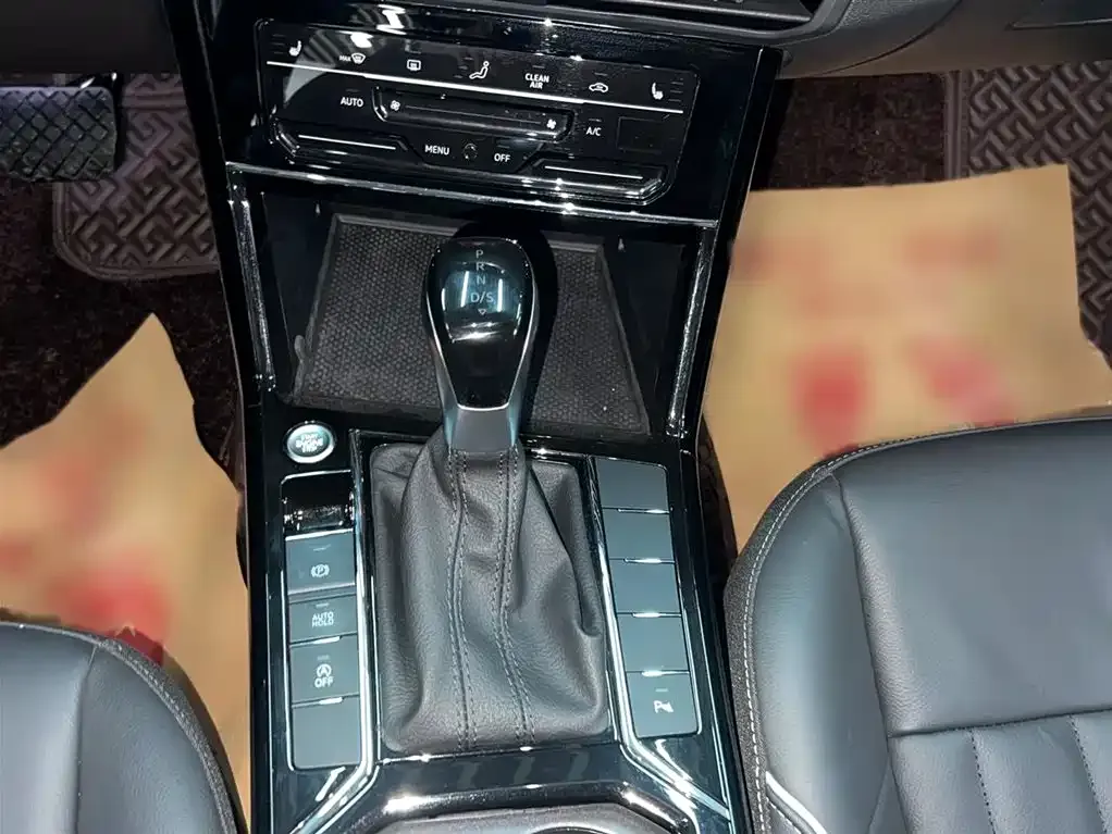 Volkswagen Passat — фото 9