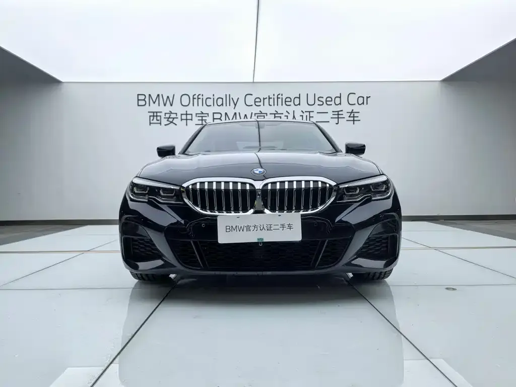 BMW 3 Series 2022 из CN, фото 2