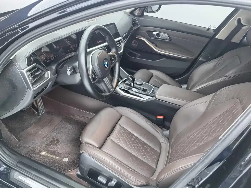 BMW 3 Series 2022 из CN, фото 8