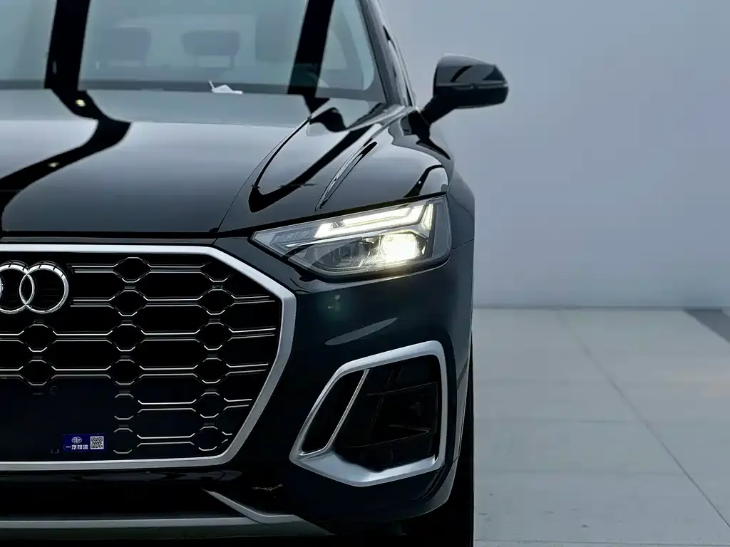 Audi Q5L 2022 из CN, фото 5