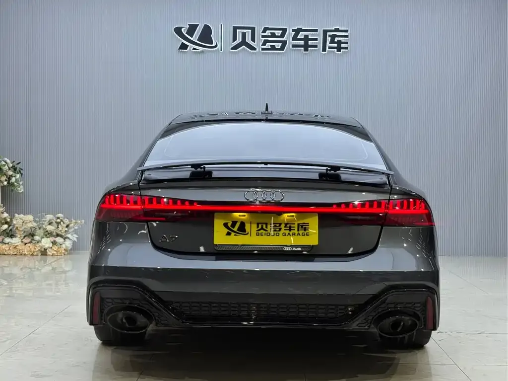 Audi A7 2023 из CN, фото 4