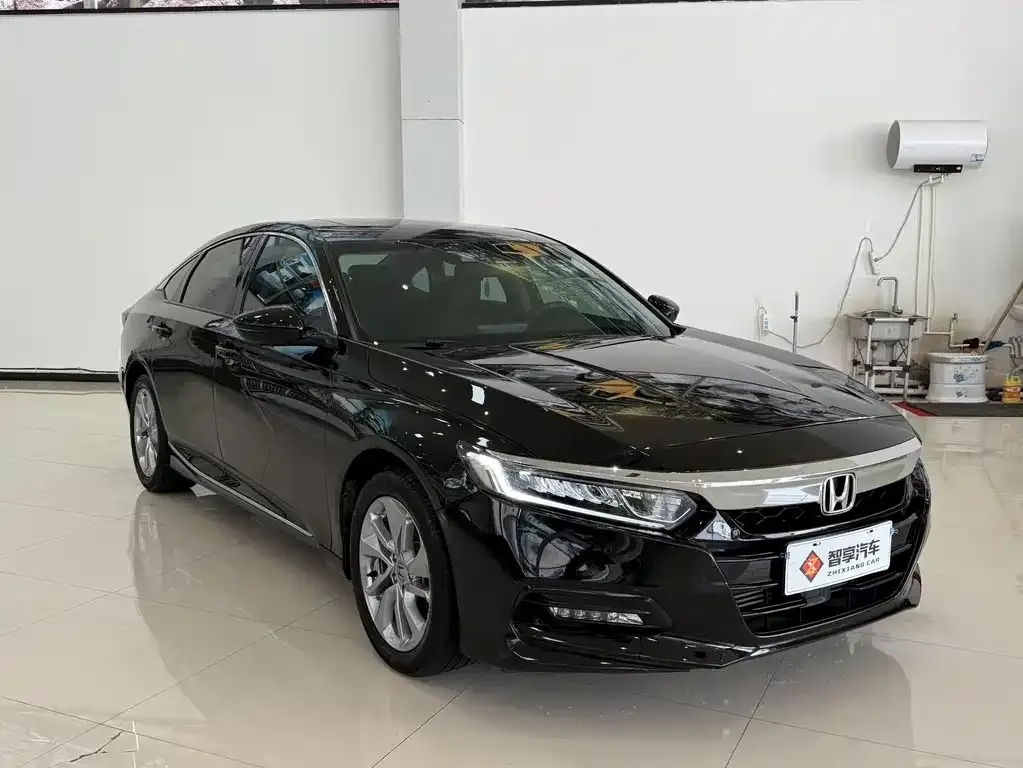Honda Accord 2021 из CN, фото 2