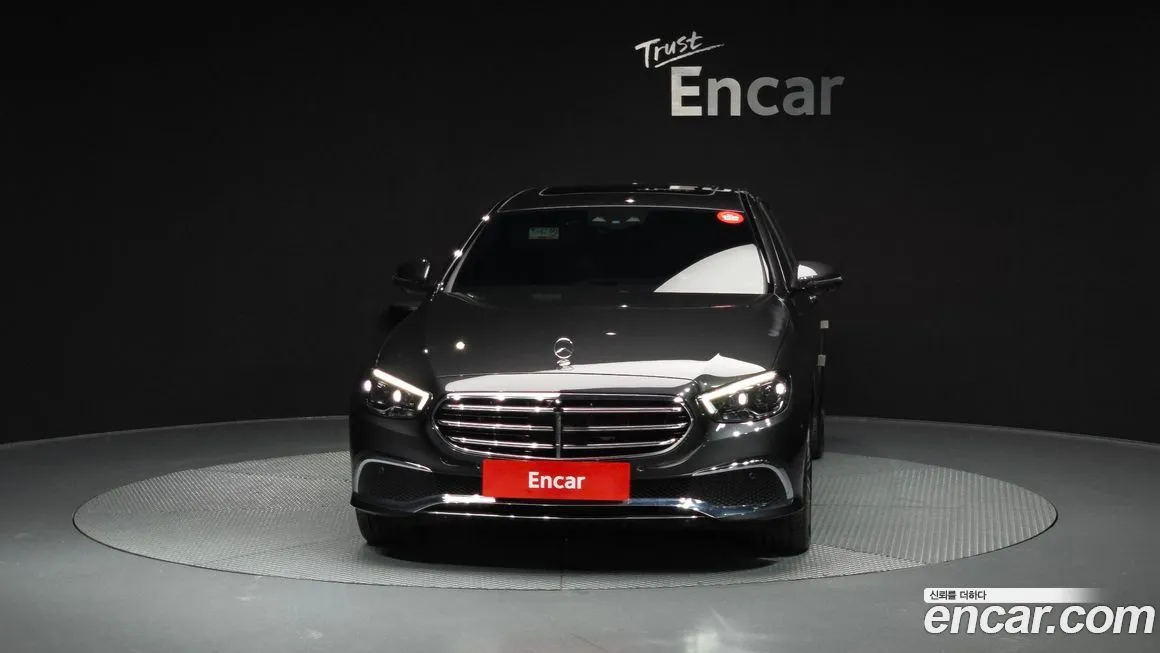 Mercedes-Benz E-Class 2023 из KR, фото 3