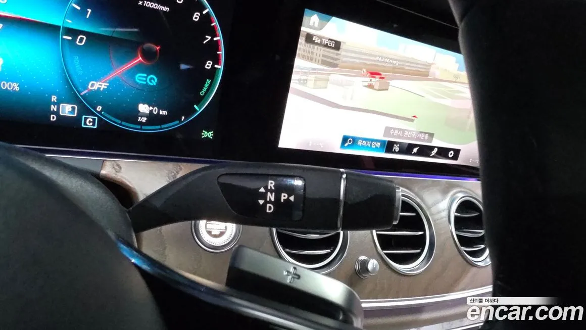 Mercedes-Benz E-Class 2023 из KR, фото 9