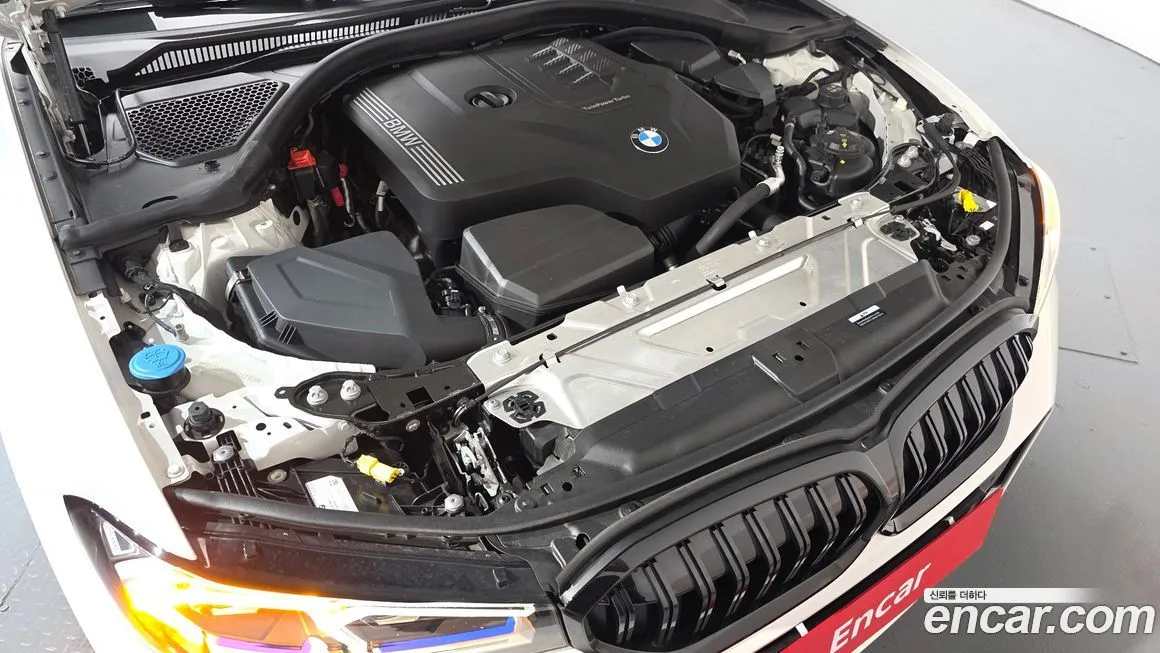 BMW 3-Series 2024 из KR, фото 6