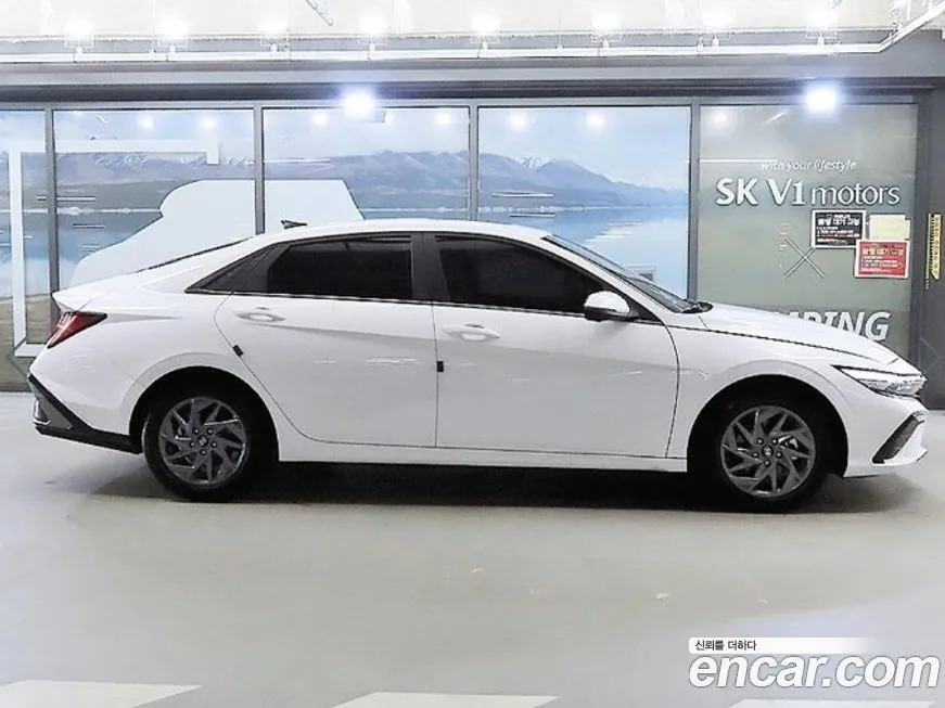 Hyundai AVANTE — фото 3