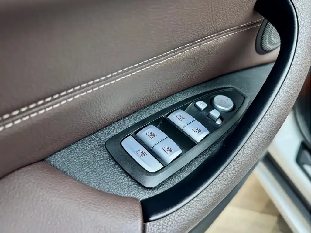 BMW X1 2023 из CN, фото 10